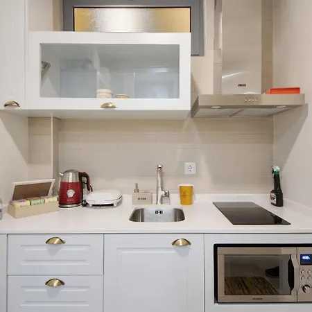 - - 2 Apartamento