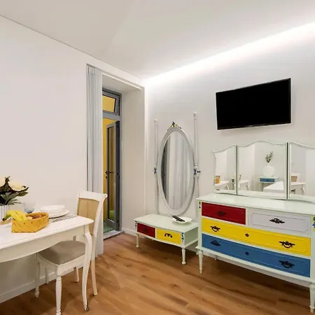 - - 2 Apartment Porto
